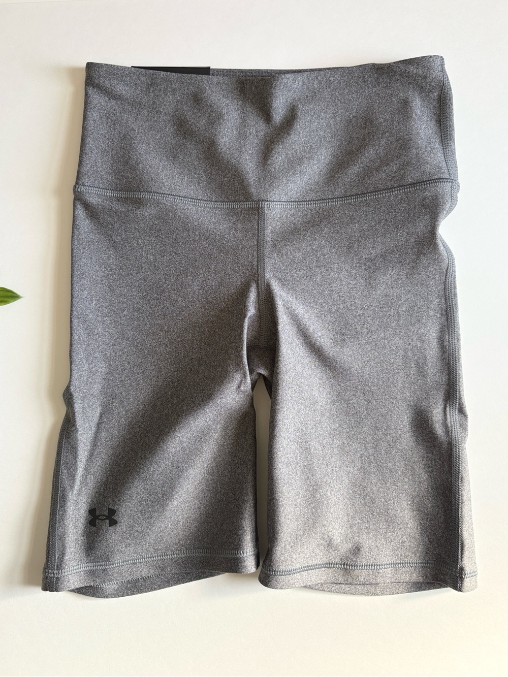 NWT women’s under armour gray high rise compression bike shorts - Picture 2 of 4